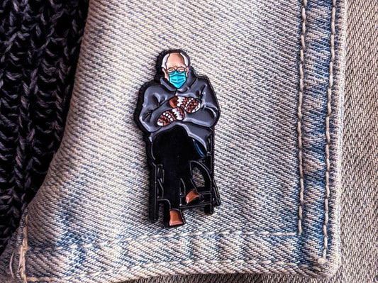 Bernie Sanders Mittens Pin